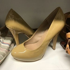 Steve Madden pumps